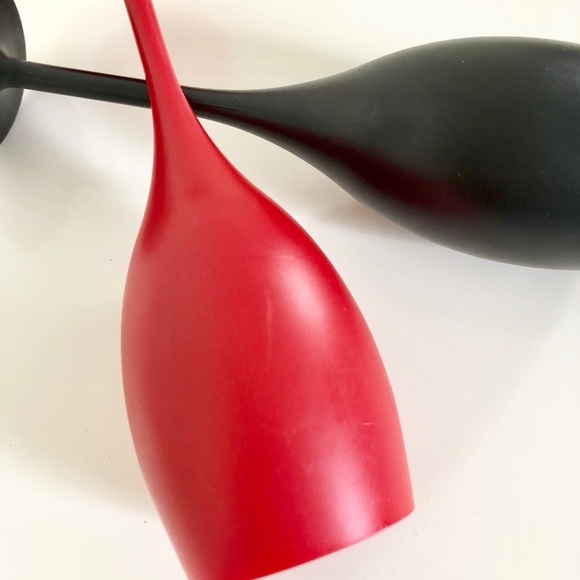 Plastic Home Decor Set of 2 Wine Glasses in Black & Red - Picture 4 of 8